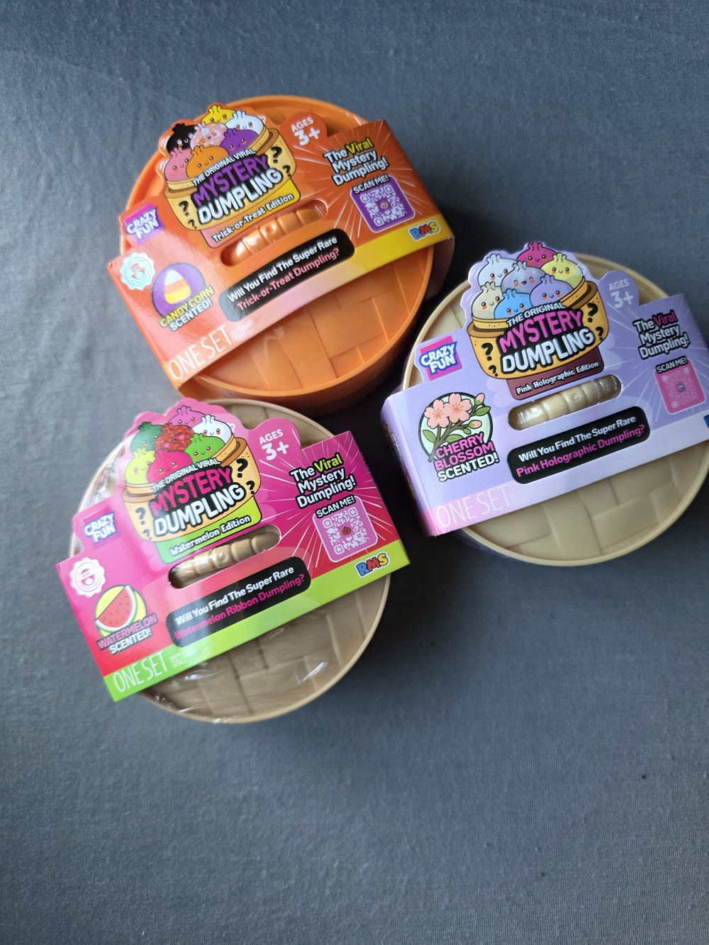 Mystery Dumpling Bundle Pack Halloween, Watermelon, Cherry Holographic